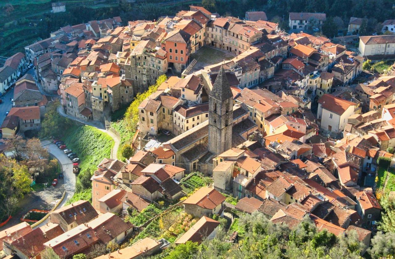 Apartamento L'Ortensia Pigna Exterior foto